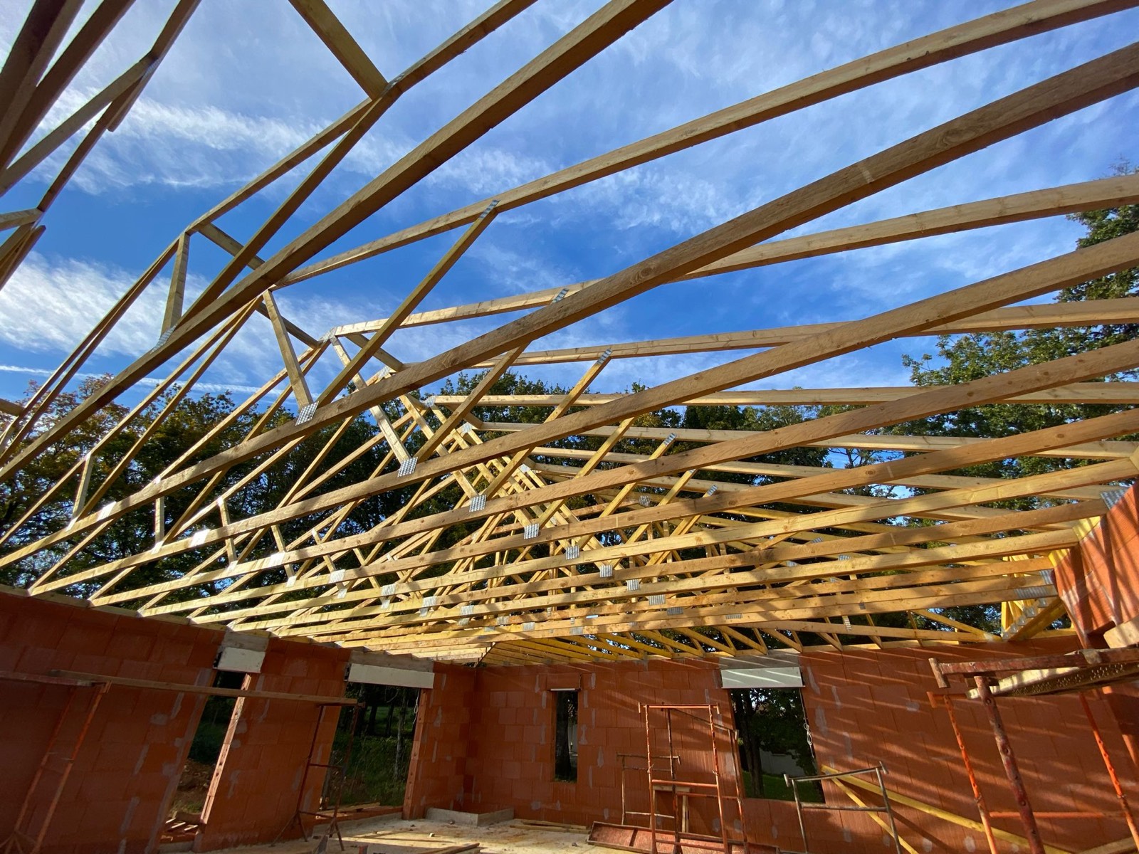 Charpente et couverture par Neo Construction 24